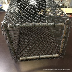 Lest de la cage nodus factory antipredator et du système mytiliprotect